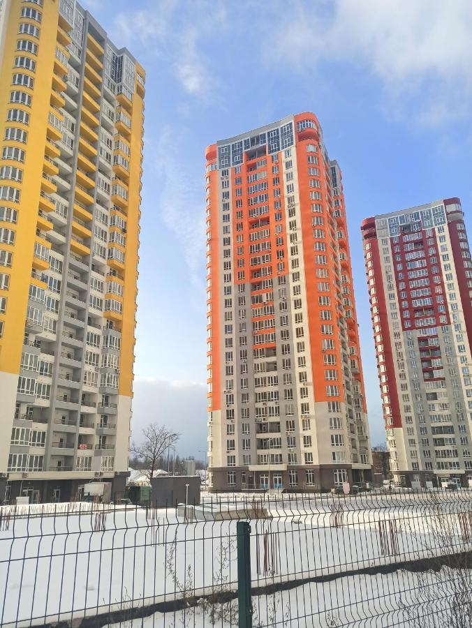 Затишна І Тепла Квартира, Метро Лівобережна, Мвц, Інститут Серця كييف المظهر الخارجي الصورة
